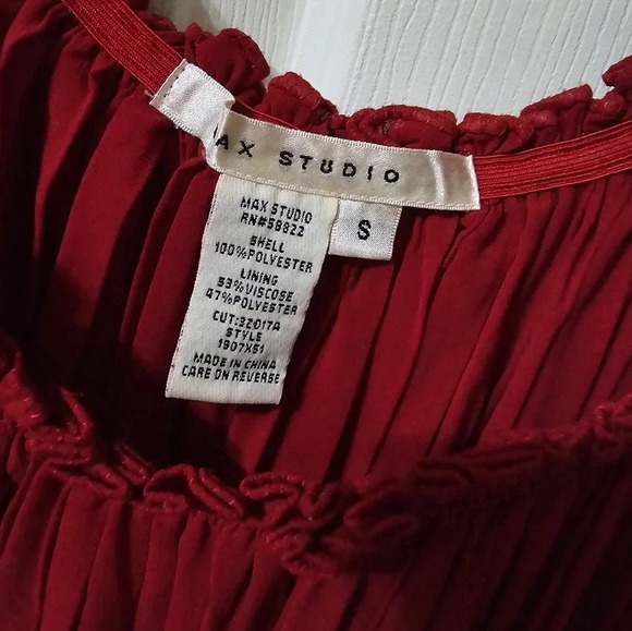 Max Studio Red Off-Shoulder Plisse Mini Dress, Puff Sleeves, Drop Waist, EUC! - Picture 9 of 9